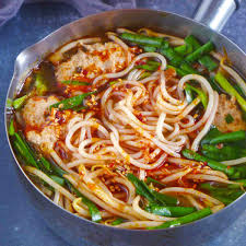 206 Lili's Special Noodles in a Big Bowl